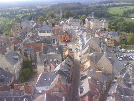 Vue du Clocher de l'Eglise St Julien
